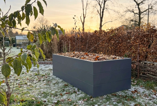 How to Prepare a Raised Garden Bed for Winter